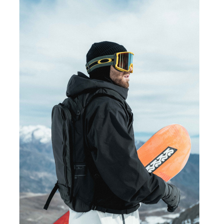 SNOW PRO VEST 8L