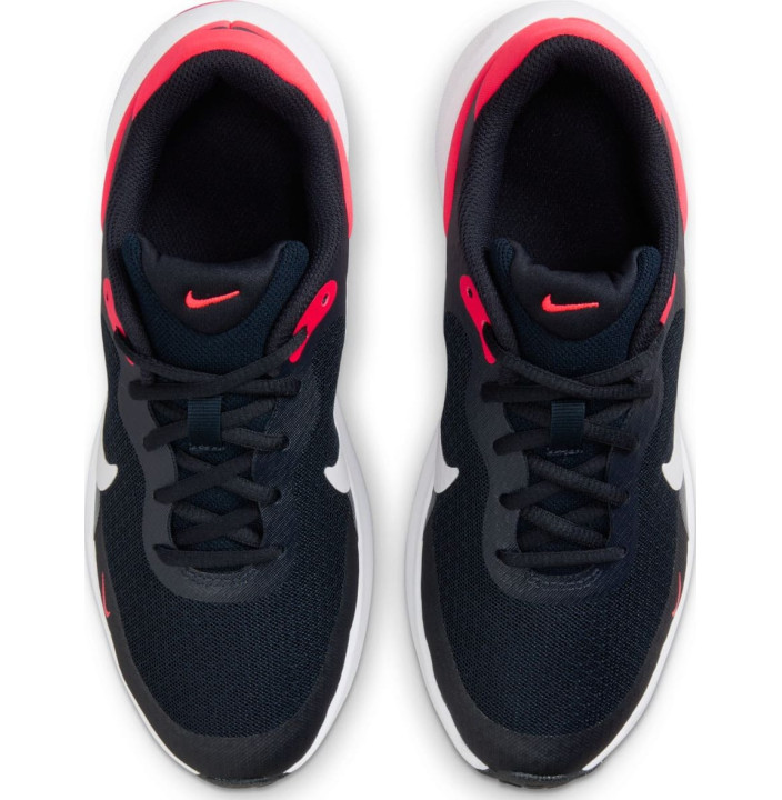 NIKE REVOLUTION 7  GS