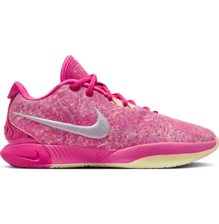 LEBRON XXI