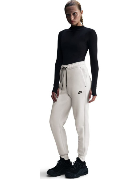 NIKE SPORTSWEAR TECH FLEECE