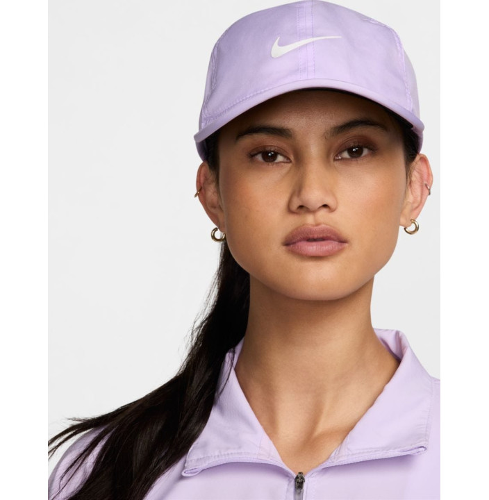 NIKE DRI-FIT CLUB UNSTRUCTURED FEAT