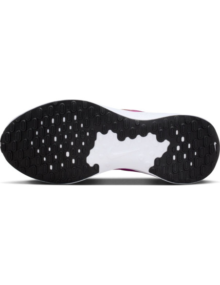 NIKE REVOLUTION 7