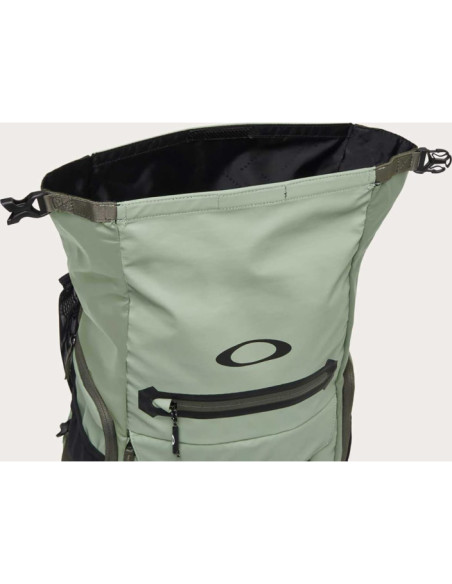 ROAD TRIP TERRAIN 25L RC PACK