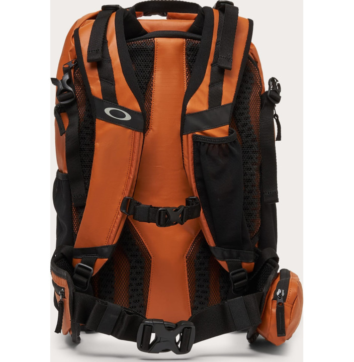 ROAD TRIP TERRAIN 25L RC PACK