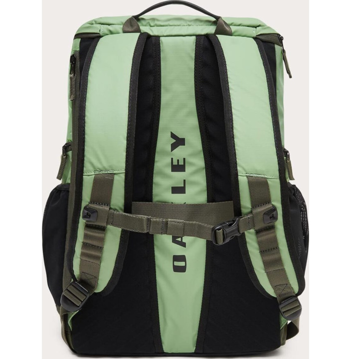 ROAD TRIP RC BACKPACK