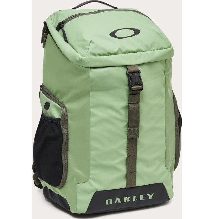 ROAD TRIP RC BACKPACK