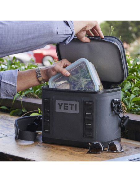 HOPPER FLIP 18 SOFT COOLER HOPPER FLIP 18 SOFT COOLER