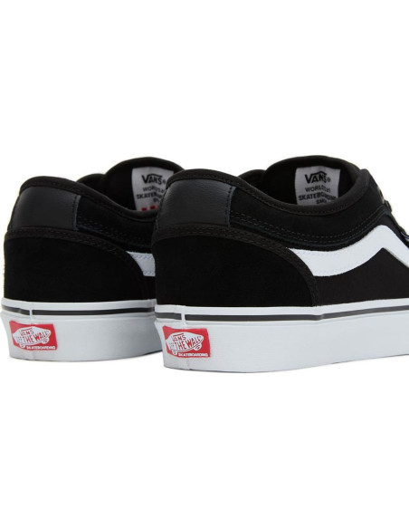 MN CHUKKA LOW SIDESTRIPE