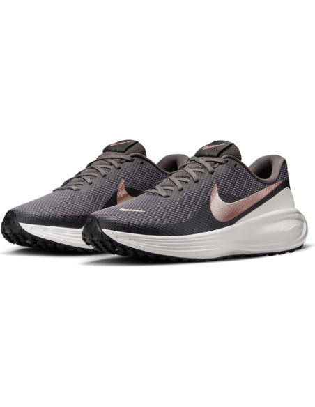 W NIKE REVOLUTION 8