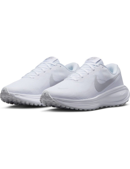 W NIKE REVOLUTION 8