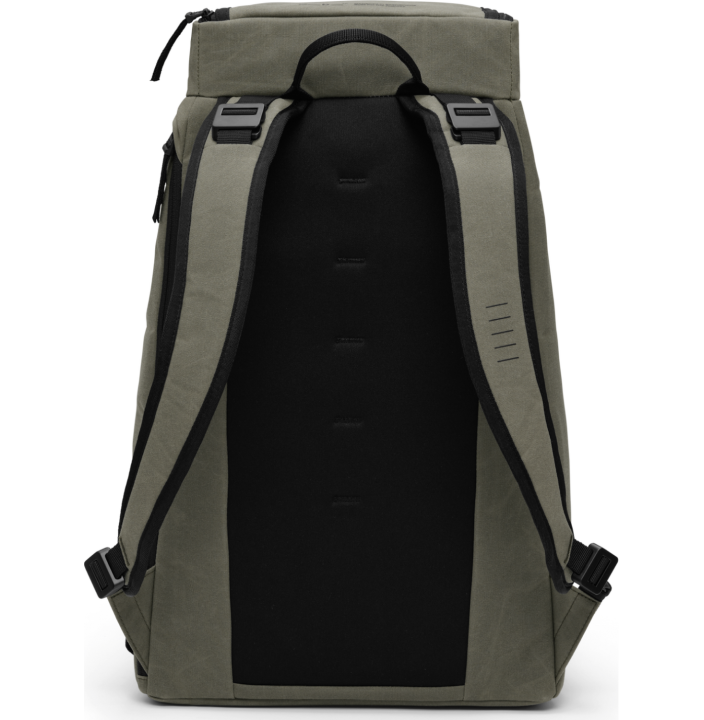 HUGGER BACKPACK 30L