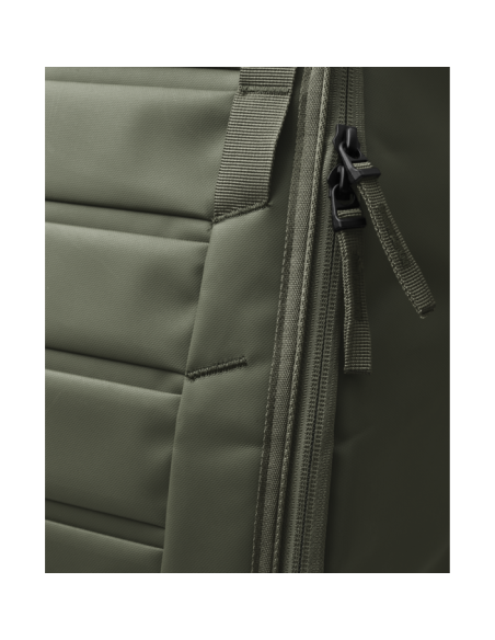 HUGGER BACKPACK 20L HUGGER BACKPACK 20L