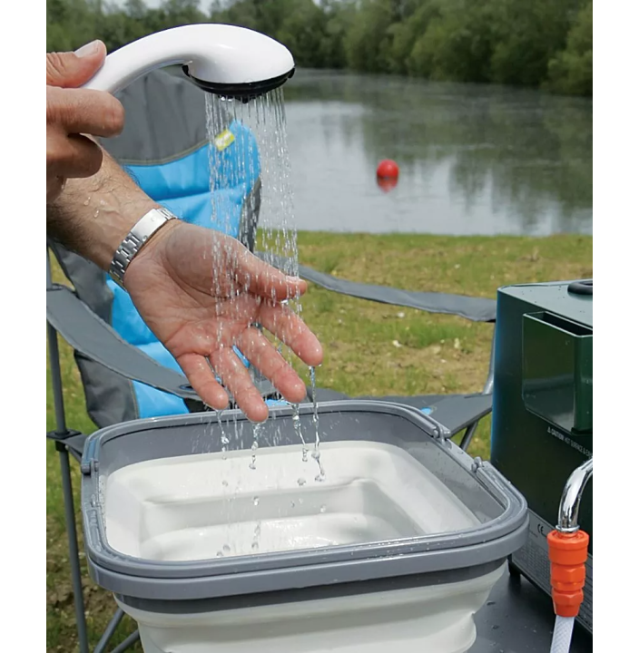 GEYSER HOT WATER SYSTEM