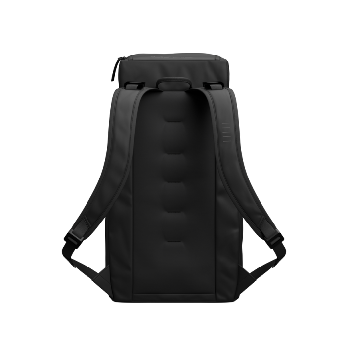 HUGGER BACKPACK 25L