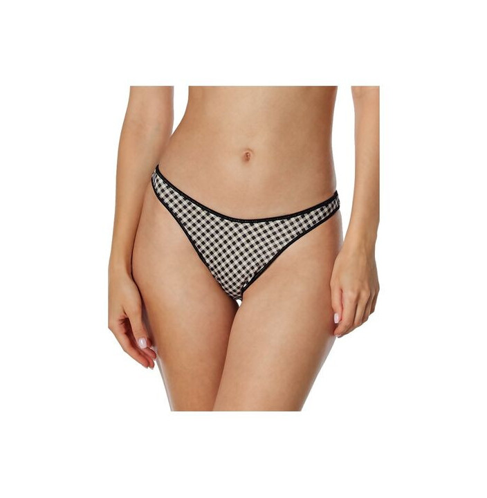 ALDANA BRASILEÑA ESCOTADA