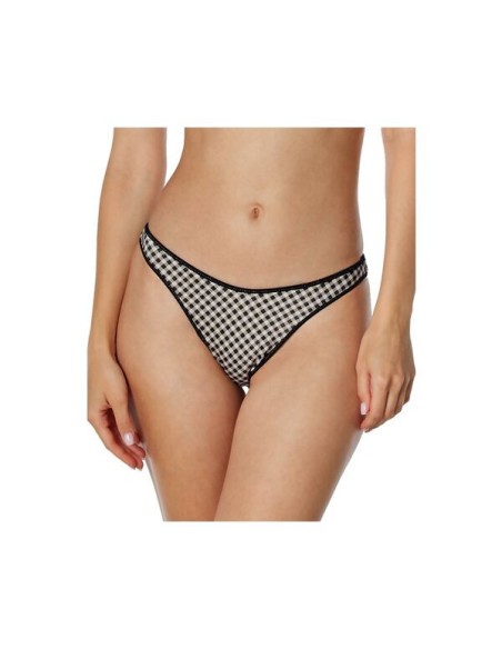 ALDANA BRASILEÑA ESCOTADA