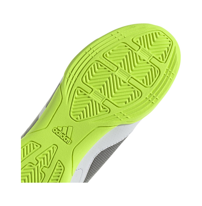 PREDATOR ACCURACY.4 IN SALA J