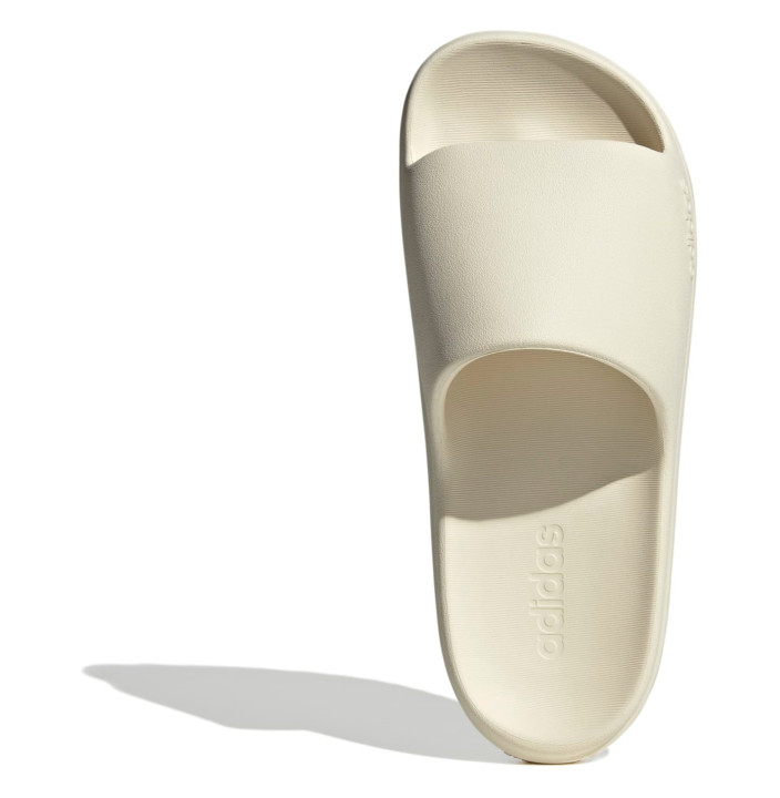 ADILETTE LUMIA