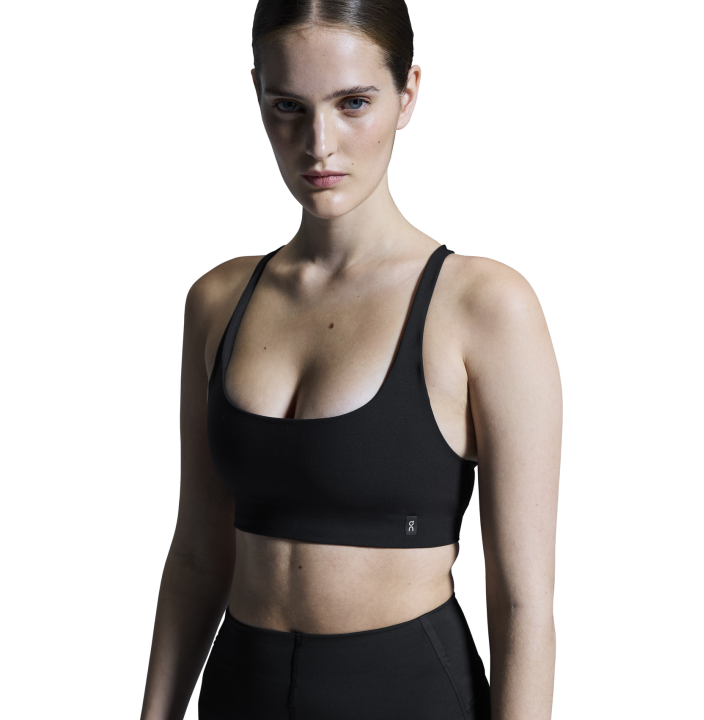 STUDIO BRA
