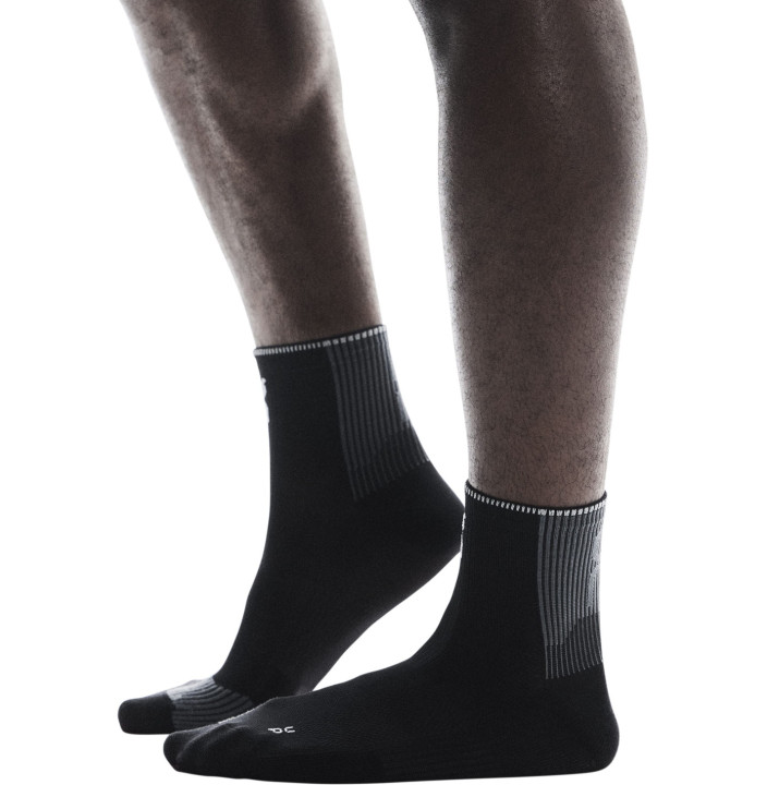 PERFORMANCE RUN SOCK MID