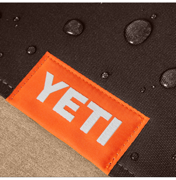 LOWLANDS WATERPROOF OUTDOOR BLANKET