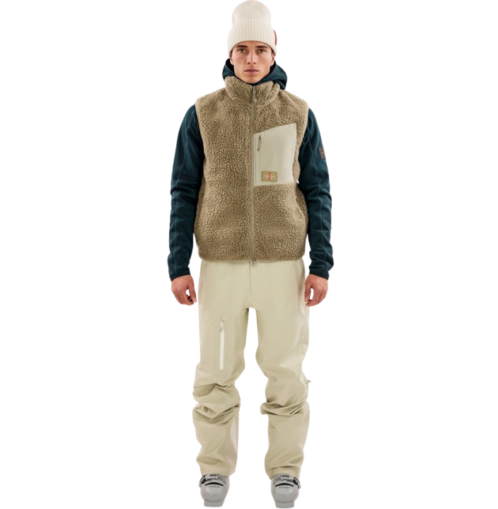 SOFT WOOL PILE VEST