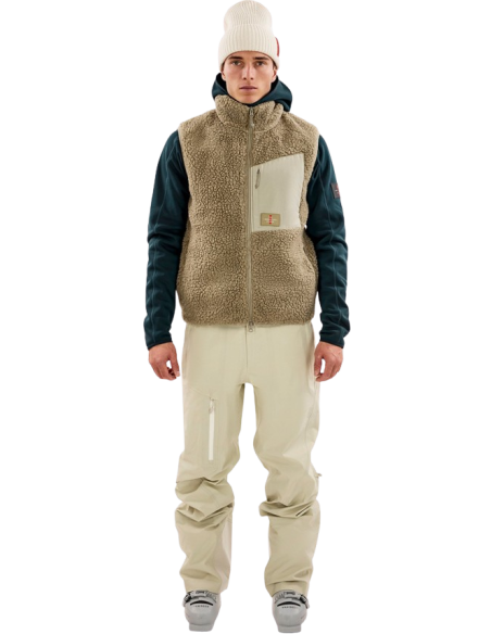 SOFT WOOL PILE VEST