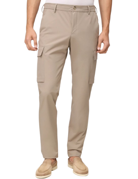DYNAMIC CARGO TROUSERS IN LIGHTWEIGHT TECHNICAL FABRIC