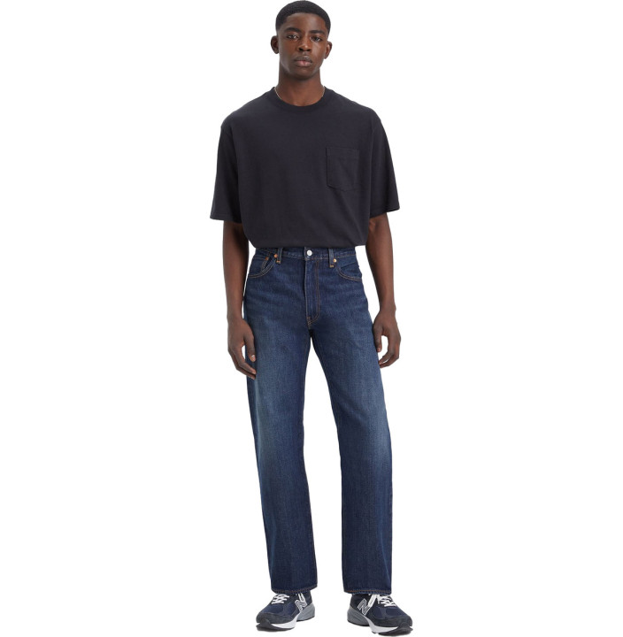 555™ RELAXED STRAIGHT CHECK THE SCORE