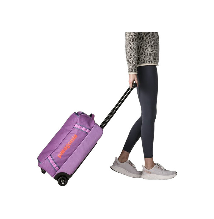 BLACK HOLE WHEELED DUFFEL 40L