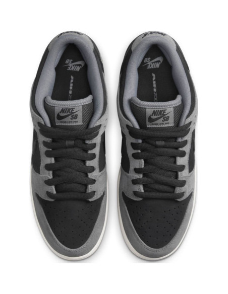 NIKE SB DUNK LOW PRO