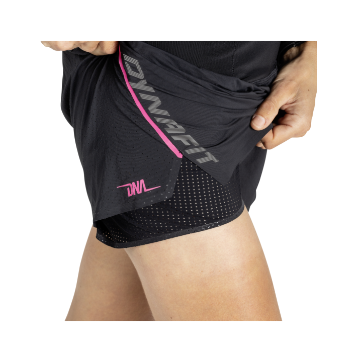 DNA W 21 SPLIT SHORTS