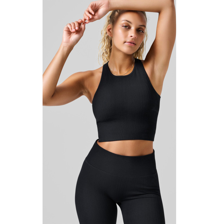 MULTI RIB SEAMLESS PADDED SPORTS TOP