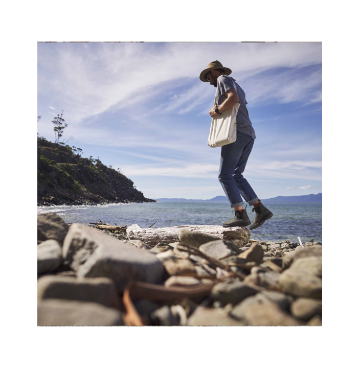 CLASSIC CHELSEA BOOT