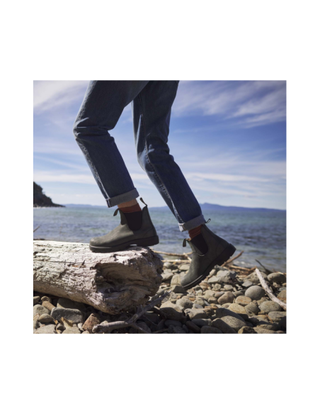 CLASSIC CHELSEA BOOT