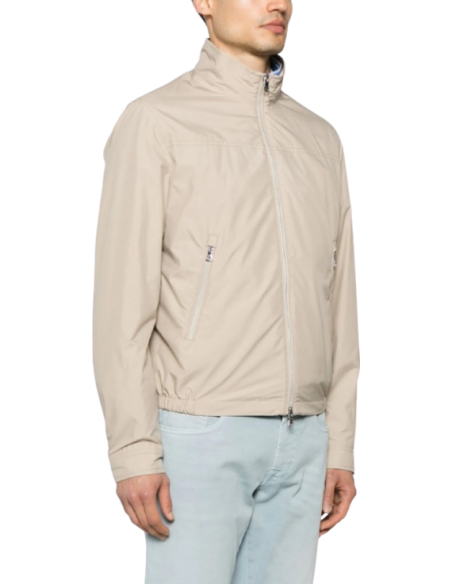 ULTRALIGHT MICROFIBER JACKET WITH SHARK FIN