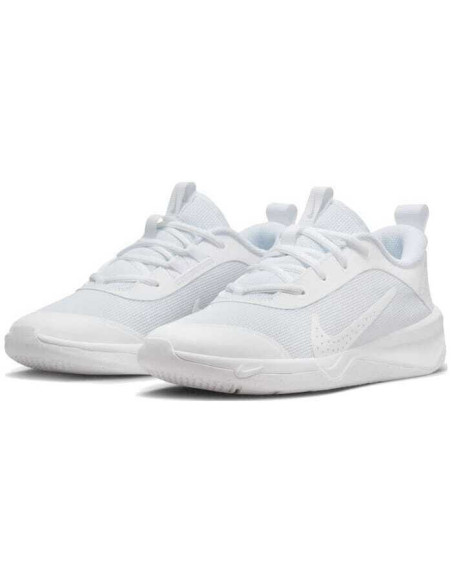 NIKE OMNI MULTI-COURT BIG KIDS