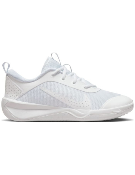 NIKE OMNI MULTI-COURT BIG KIDS