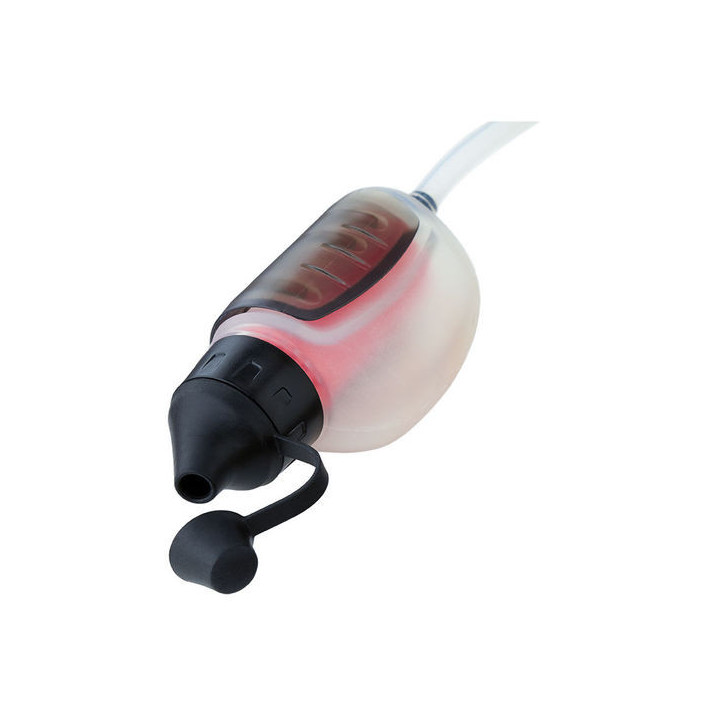 TRAILSHOT™ POCKET-SIZED WATER FILTER