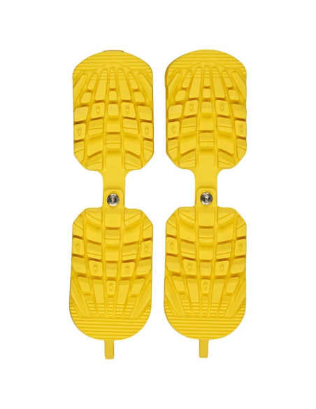 SKI BOOTS TRACTION