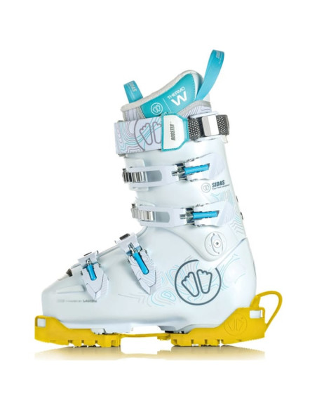 SKI BOOTS TRACTION