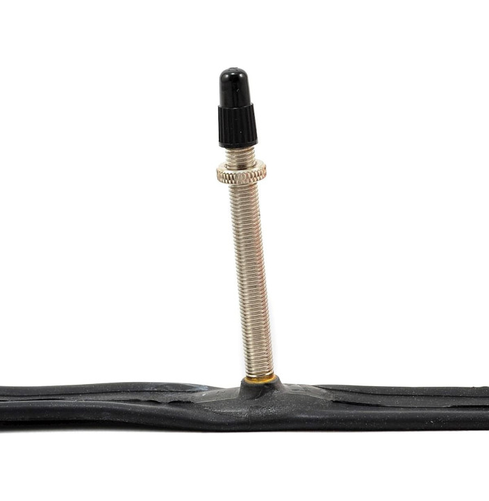 CAMARA 700X28-32 ROSCADA