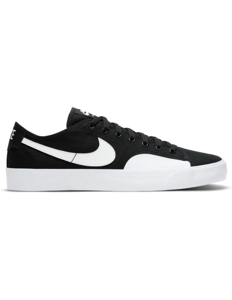 NIKE SB BLAZER COURT