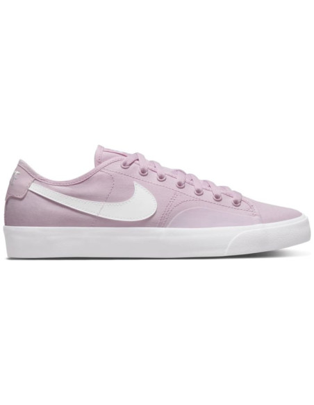 NIKE SB BLAZER COURT