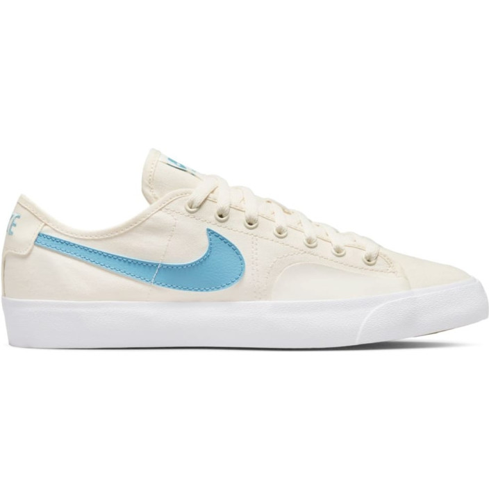 NIKE SB BLAZER COURT