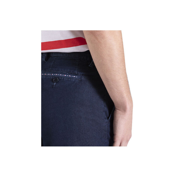 ORGANIC COTTON LIGHT STRETCH BLUE DENIM BERMUDA