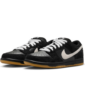 NIKE SB DUNK LOW PRO
