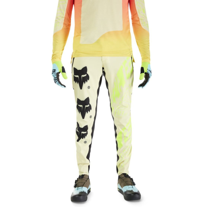 FLEXAIR PANT ELEVATED