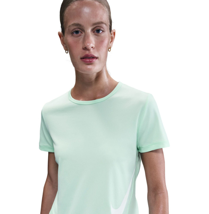 NIKE TEMPO SWOOSH RUN