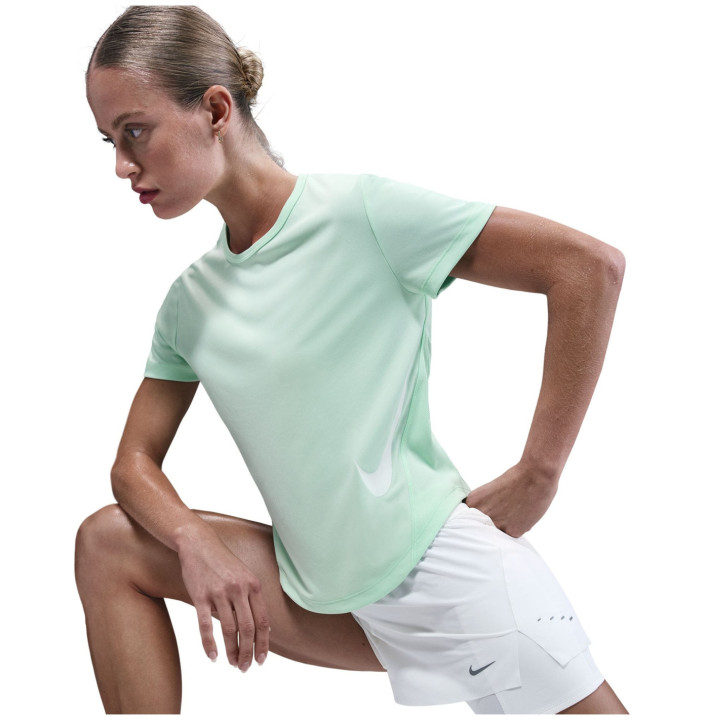 NIKE TEMPO SWOOSH WOMEN'S DRI-FIT S